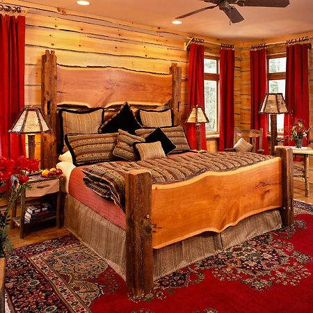 The Fern Lodge Chestertown 外观 照片