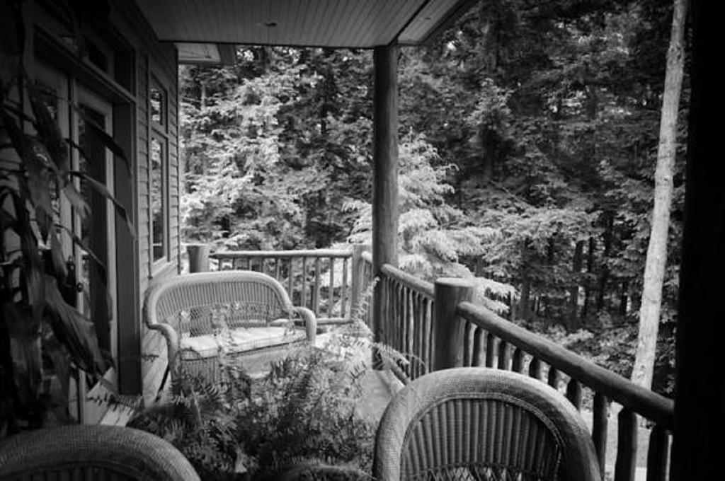 The Fern Lodge Chestertown 外观 照片